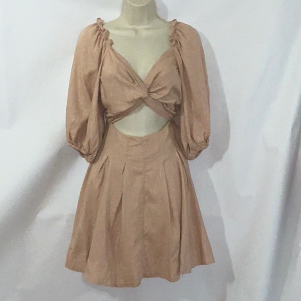 NWT, Puffed Sleeve Mini Dress, Size M